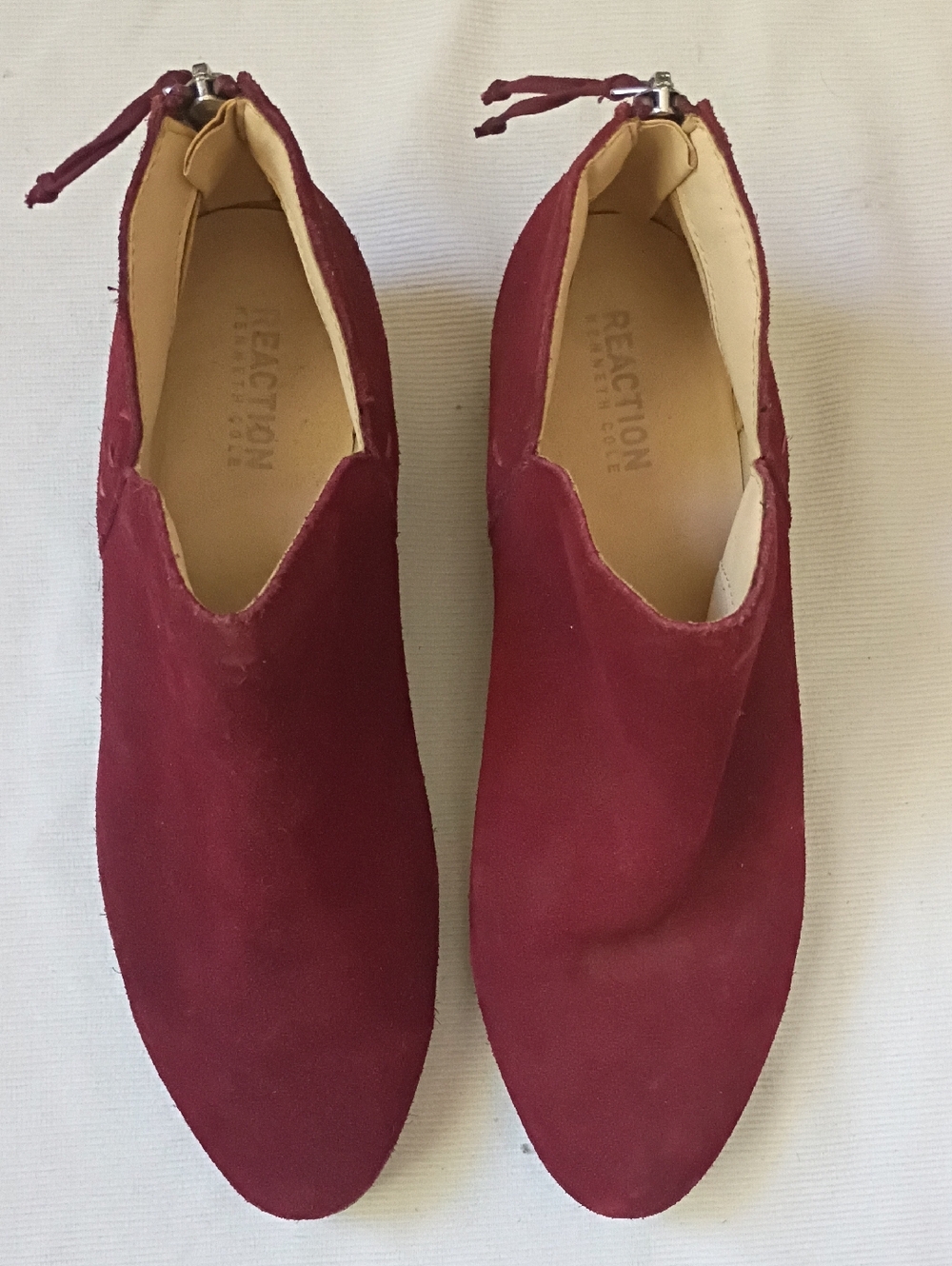Reaction Kenneth Cole Sideway Red Suede Ankle Boot - Picture 3 of 8